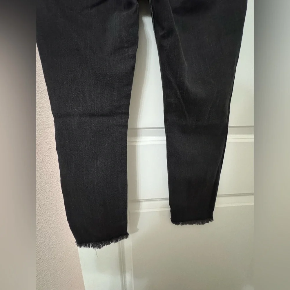 Free People Black distressed Jeans with frayed bottom - Picture 3 of 5